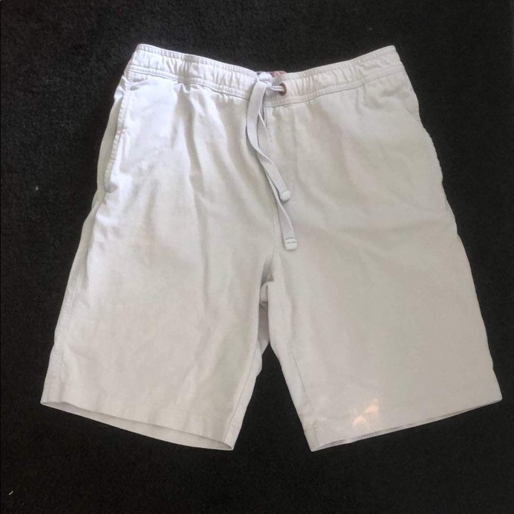 Mans shorts